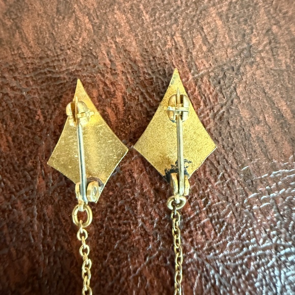 Antique Jr. Catholic Daughters of the Americas 2 & 3 year pins - Picture 7 of 8